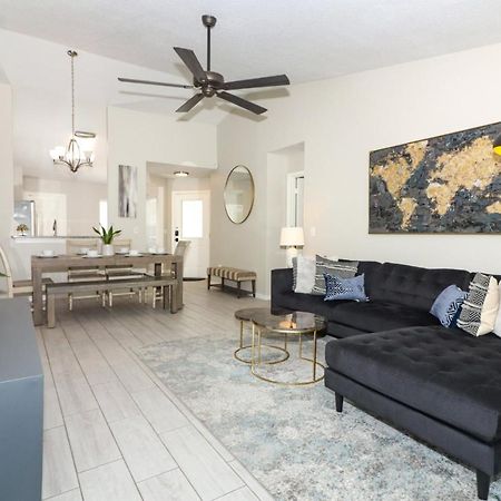 Lilys Stylish Villa Close To Disney Ideal For Long Stays ออร์ลันโด ภายนอก รูปภาพ