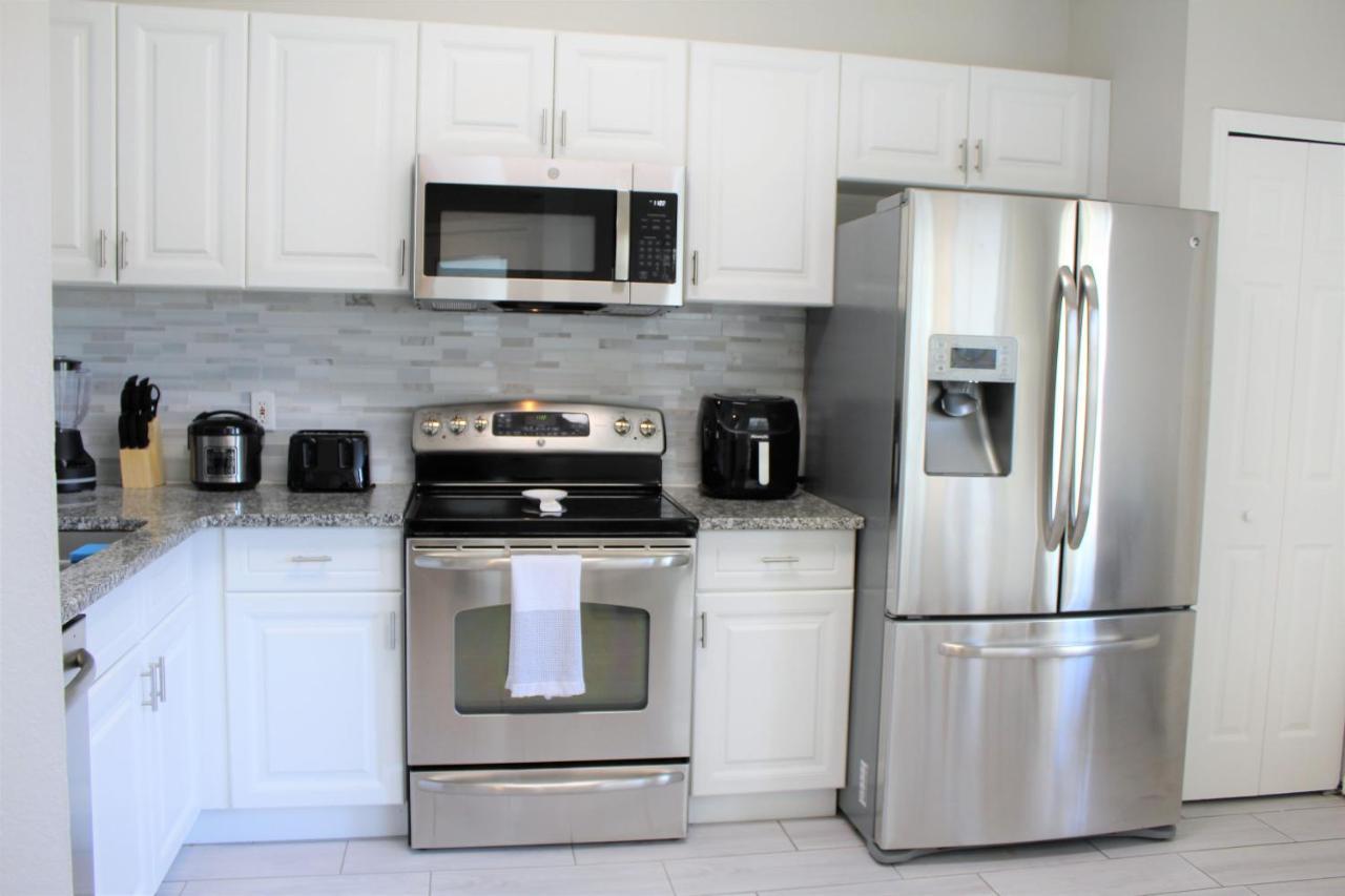 Lilys Stylish Villa Close To Disney Ideal For Long Stays ออร์ลันโด ภายนอก รูปภาพ