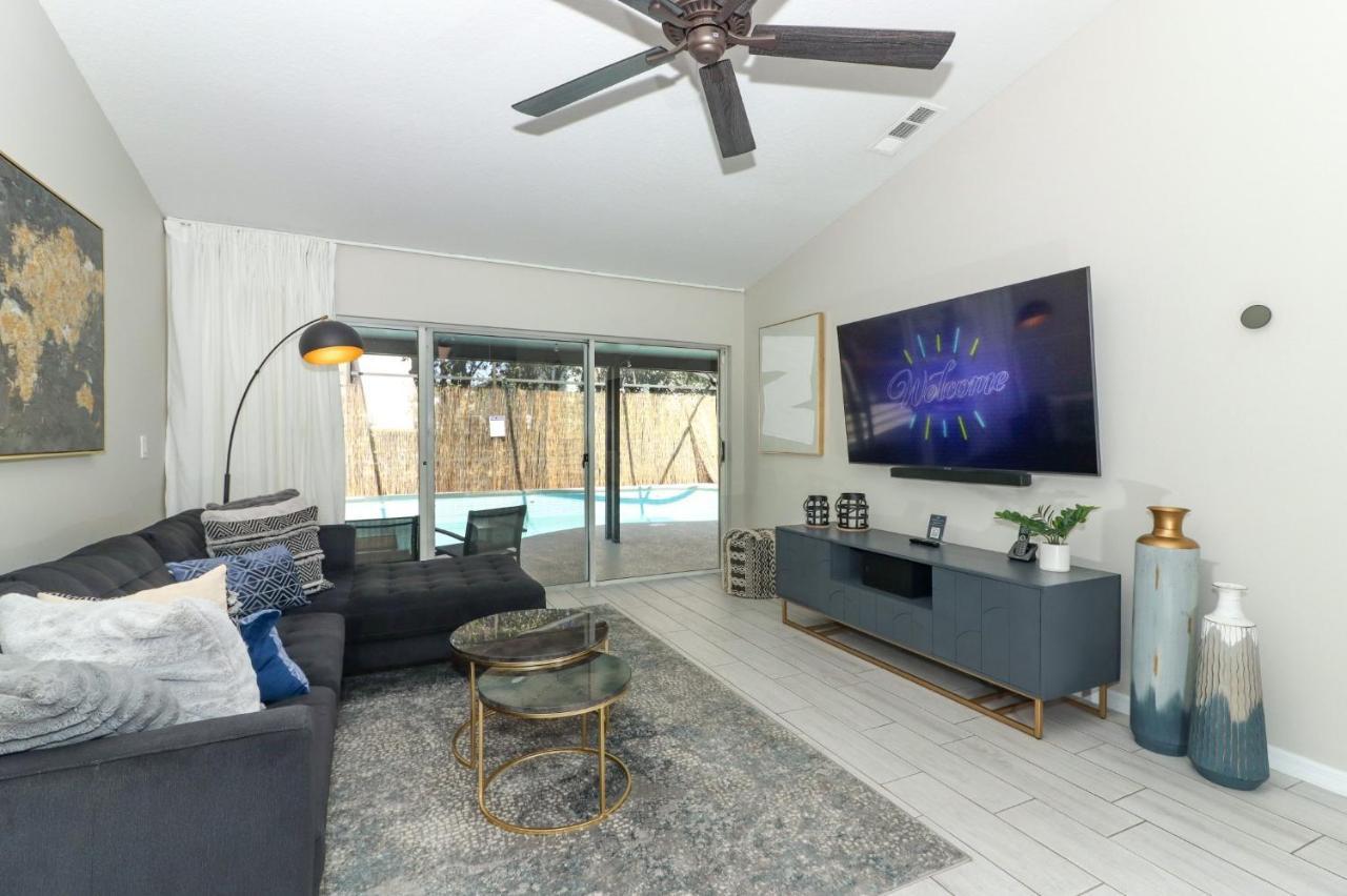 Lilys Stylish Villa Close To Disney Ideal For Long Stays ออร์ลันโด ภายนอก รูปภาพ