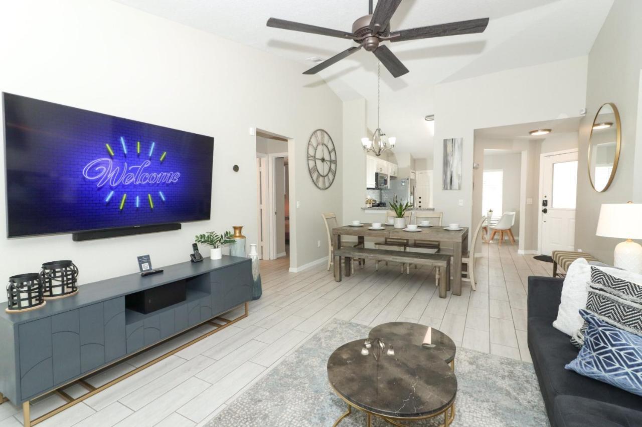 Lilys Stylish Villa Close To Disney Ideal For Long Stays ออร์ลันโด ภายนอก รูปภาพ