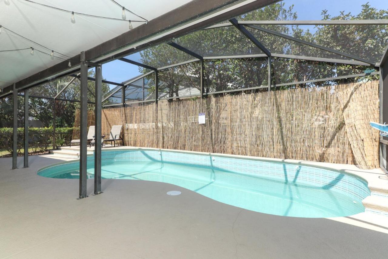 Lilys Stylish Villa Close To Disney Ideal For Long Stays ออร์ลันโด ภายนอก รูปภาพ