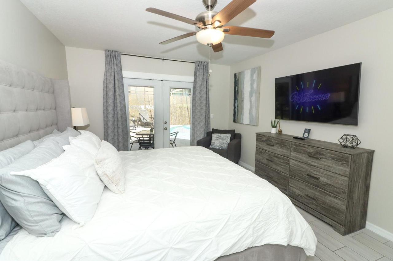 Lilys Stylish Villa Close To Disney Ideal For Long Stays ออร์ลันโด ภายนอก รูปภาพ