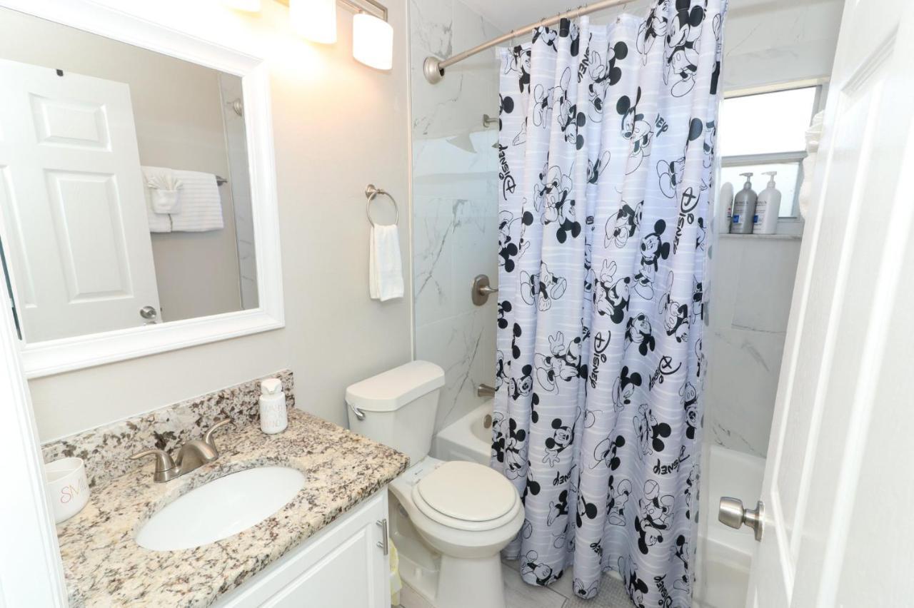 Lilys Stylish Villa Close To Disney Ideal For Long Stays ออร์ลันโด ภายนอก รูปภาพ