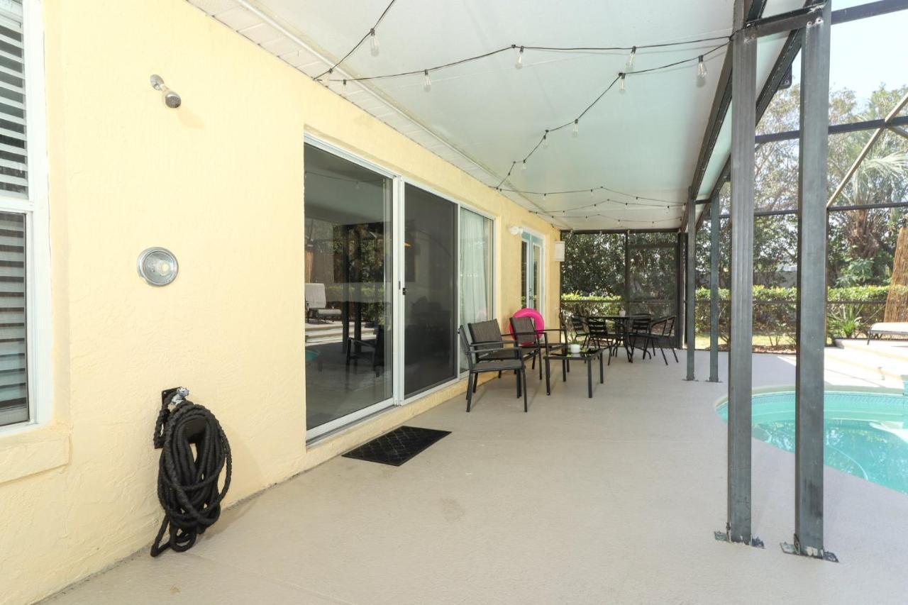 Lilys Stylish Villa Close To Disney Ideal For Long Stays ออร์ลันโด ภายนอก รูปภาพ